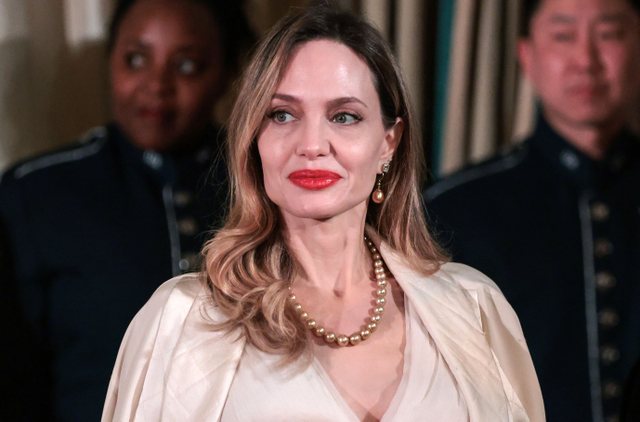 Kush është reperi britanik që përflitet si i dashuri i ri i Angelina Jolie?