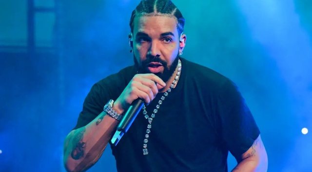 “Thashethemet janë të vërteta”, Drake reagon pas videos së tij virale