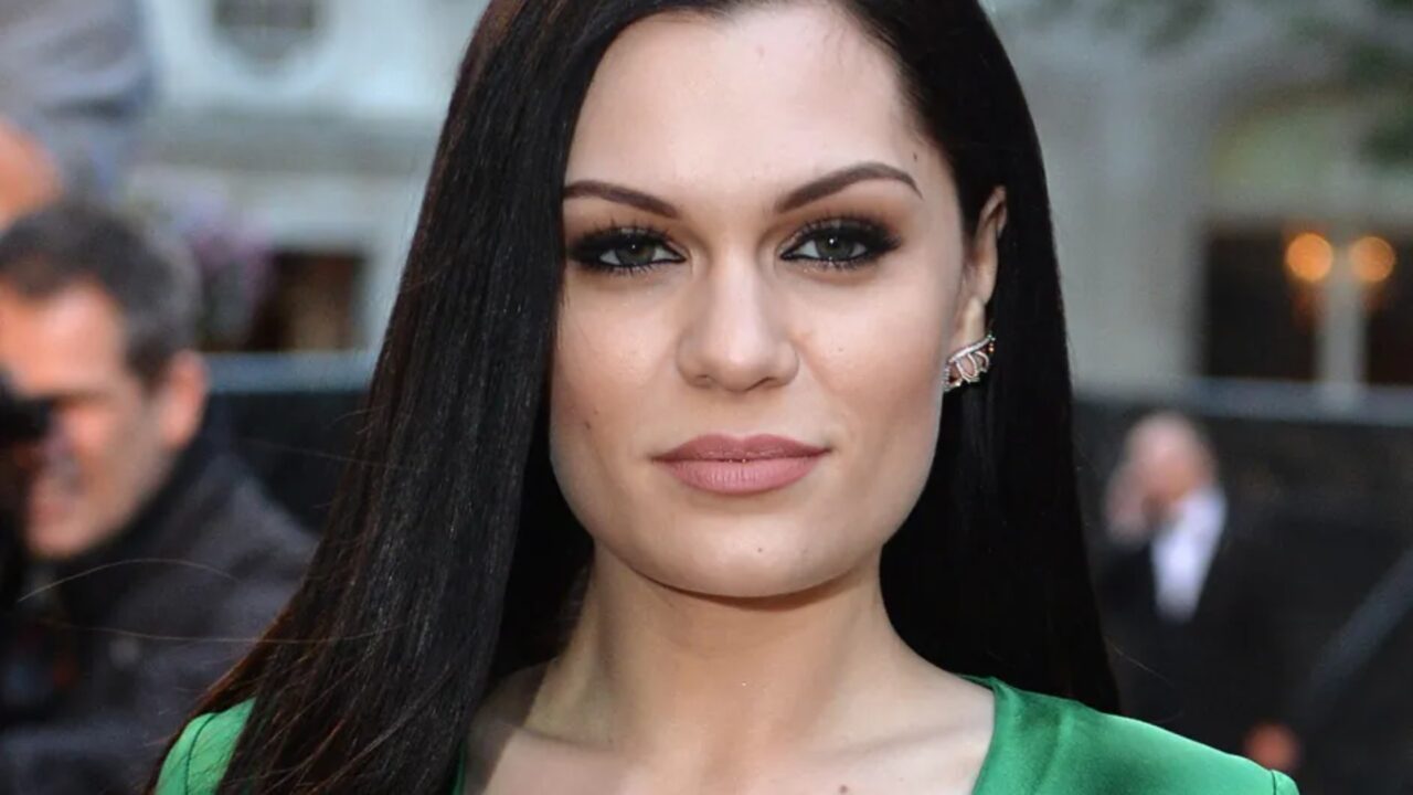 Grabitet shtëpia e Jessie J, stolitë me vlerë rreth 18 mijë euro “zhduken“