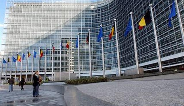 Brukseli: Miratoni 3 ligjet, më pas statusin kandidat. Zgjedhjet 2013, test thelbësor