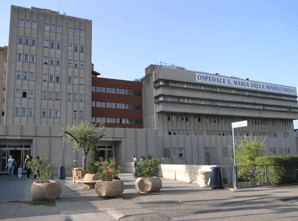 Plagoset në Durrës, shkon me ambulancë private të kurohet në Perugia