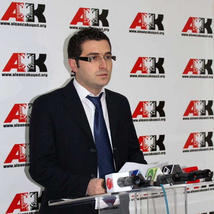 Reagimi i AK: Shteti dhe diplomacia shqiptare të gjunjëzuar