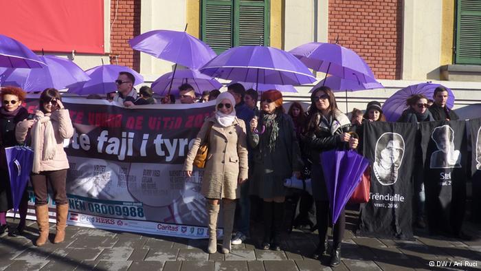 Shqipëria 2013: “Viti i luftës kundër dhunës ndaj gruas”