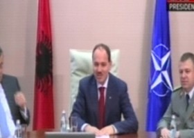 Nishani video-konferencë me trupat në Afganistan