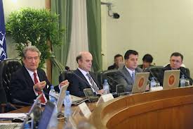 Qeveria shqiptare kontrakton Patton Boggs për fushatën