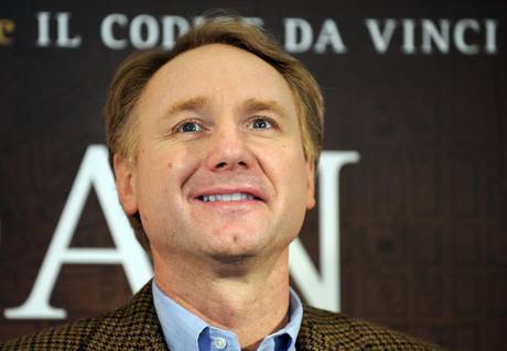 Dan Brown kthehet me “Ferrin” e tij