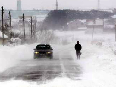 Dëborë në veri, akset ku duhen përdorur zinxhirët