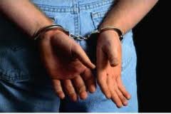 Vihet në pranga 23-vjeçari