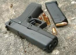 Arrestohet 22-vjeçari, i sekuestrohet pistoleta me 7 fishekë