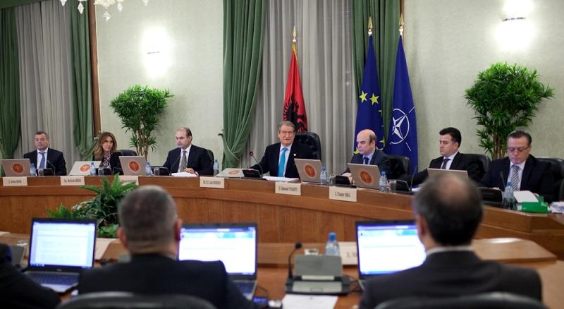 Kriza siriane, qeveria 100 mijë USD ndihmë Turqisë