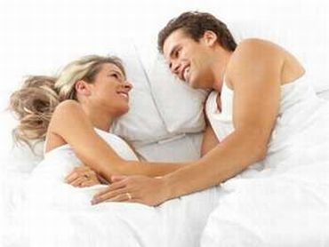 Probleme në shtrat? Zgjidhja, trajneri i seksit