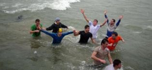 6 janari: Festa e Ujit të Bekuar