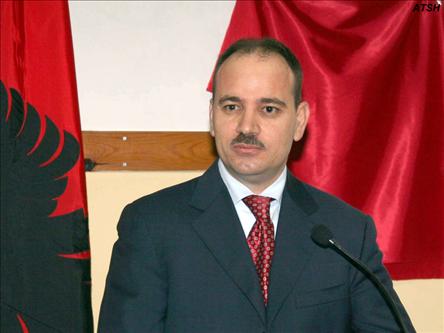 Nishani: Angazhim për zgjedhje të pakontestueshme dhe votimin e tre ligjeve