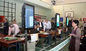 20 skaner për numërimin elektronik në Fier, rezultati brenda 3 orësh