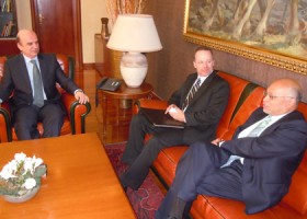 Panariti, ambasadorëve: Shqiptarët nuk janë elementë terroristë