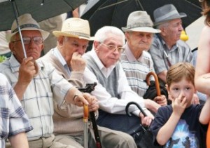 Pensionet, rritje e moshës, burrat 67, gratë 63 vjeç