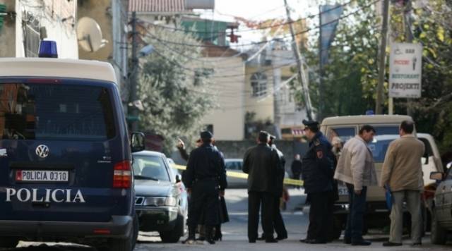 Elbasan, zbulohet një i vdekur në kanal