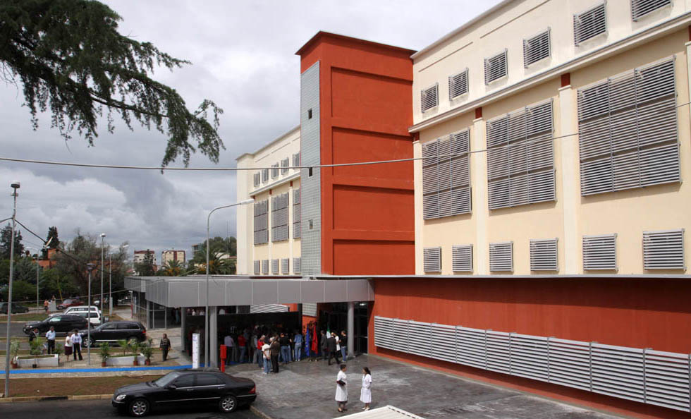 QSUT shtyn operacionet, shkak mungesa e energjisë