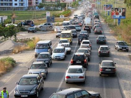 Ulen çmimet e siguracionit të automjeteve