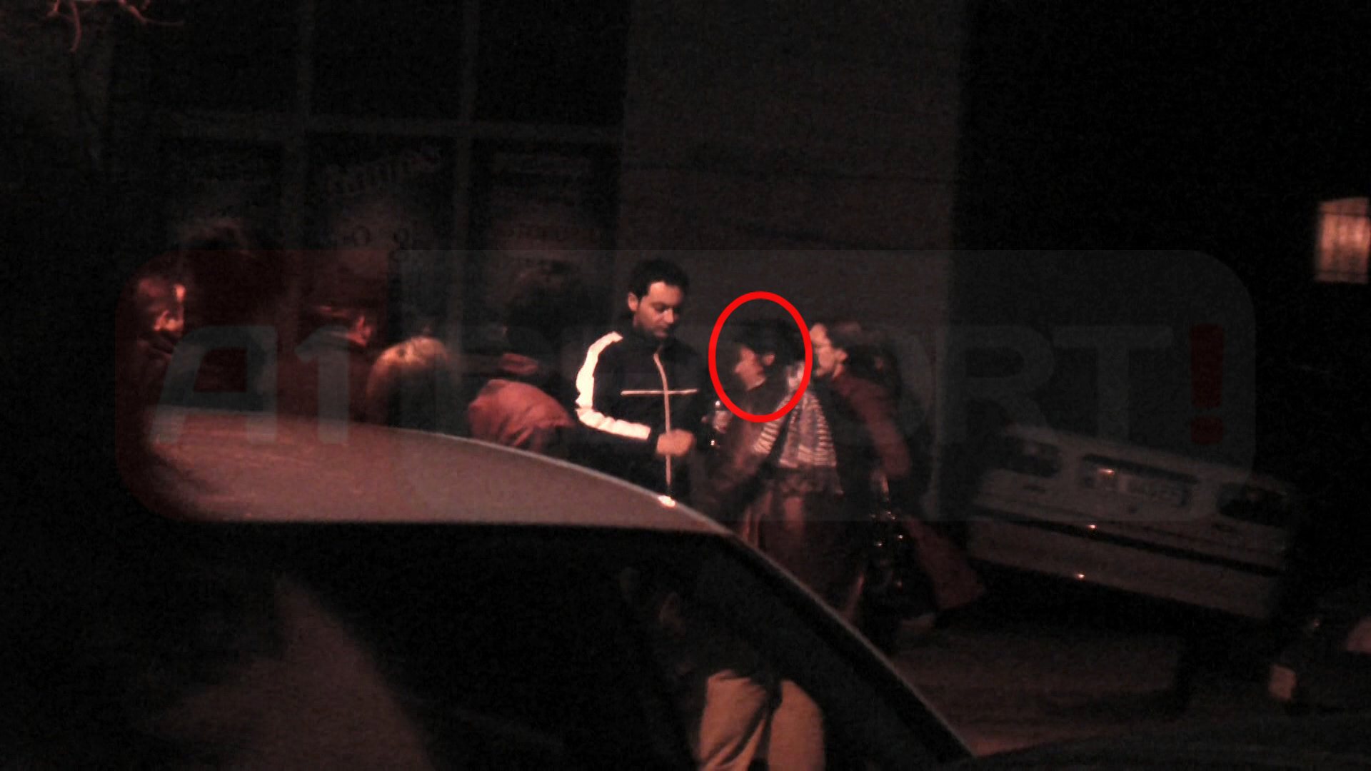 Fqinja: Dritani u mundua të fliste diçka, por nuk nxori asnjë fjalë