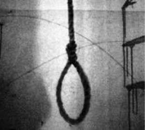 Gjendet e vetëvarur në banesë 60-vjecarja