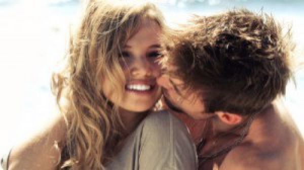 Vetëm 23% e adoleshentëve shqiptarë përdorin kondom