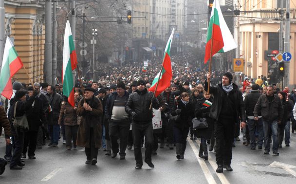 Bullgarët, protesta në 12 qytete ndaj CEZ (FOTO)