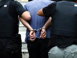 Arrestohet 19-vjeçari, grabiti kasafortën e një biznesmeni