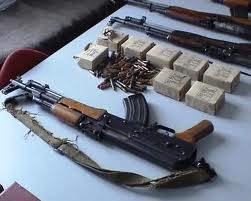 Sekuestrohet arsenal armësh, trafikantët shkëmbim zjarri me policinë