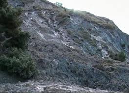 Durrës, rrëshqitje dherash në Currila