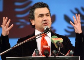 Spahiu: PS dhe PD kanë frikë nga vota e emigrantëve