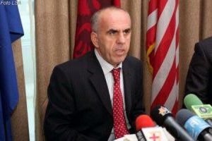 Pipero: 5 raste me gripin amerikan, 7 me gripin e derrit