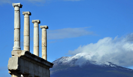 Nis restaurimi i qytetit të Pompeit