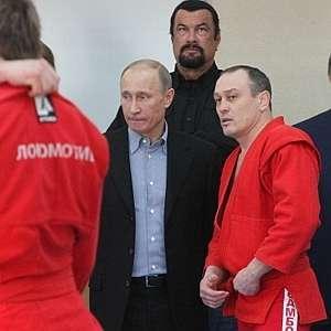 Pasioni për sportin bashkon Vladimir Putin me Steven Seagal