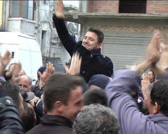 Gjykata liron kryebashkiakun Rroshi: Arrestimi i paligjshëm