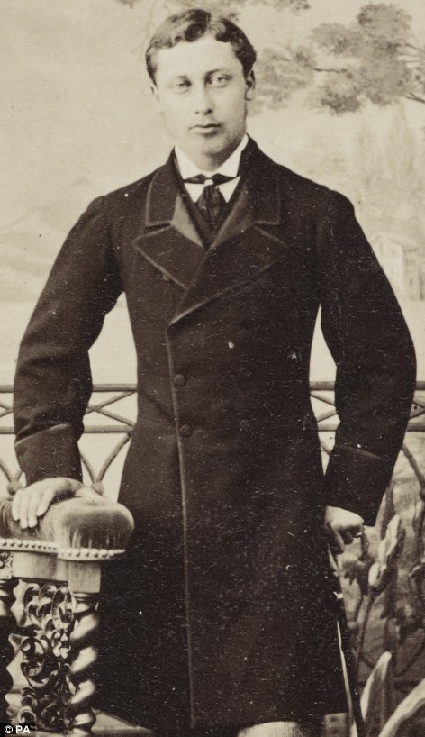 Vizita e rrallë- Princi i Uellsit zbret në Durrës në vitin 1862 (FOTO)