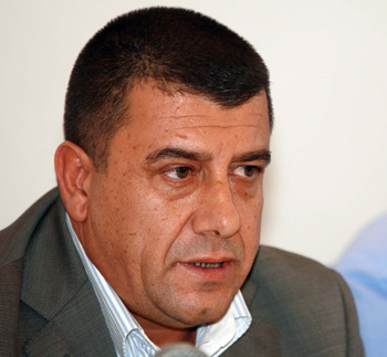 Bllokohet makina e Arben Frrokut, pritet ekspertiza