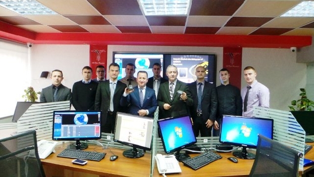 Fillon epoka e “byzylykëve elektronikë” edhe në Shqipëri