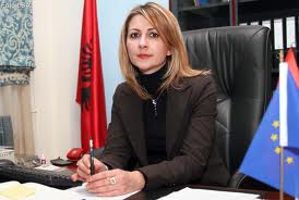 Ina Rama përgënjeshtron deklaratën e PD për kandidimin e saj si deputete