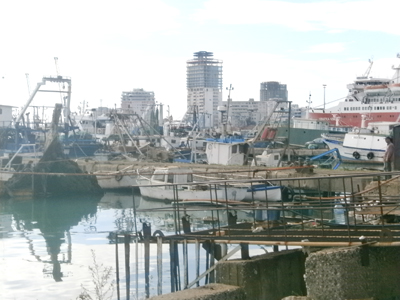 Durrës, do të “zhvarrosen” anijet në kalatën lindore