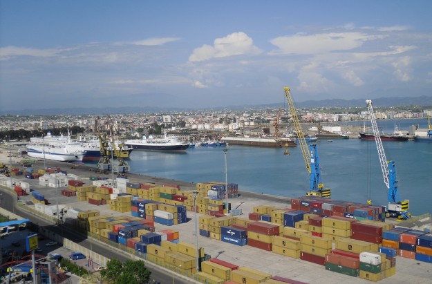 Aksidenti me vdekje në portin e Durrësit, policia del me njoftim zyrtar: Ka humbur jetë një 19-vjeçar (DETAJET+FOTO)