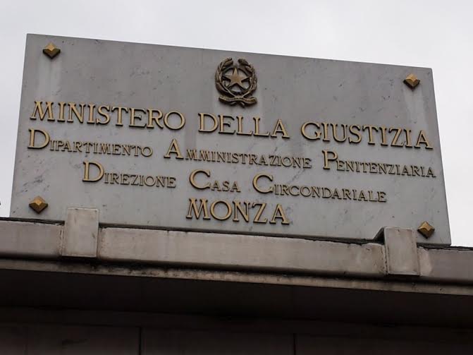 Shqiptarë, marokenë e italianë sherr në burg