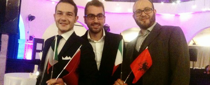 Italianët si emigrantë dhe investitorë në Shqipëri