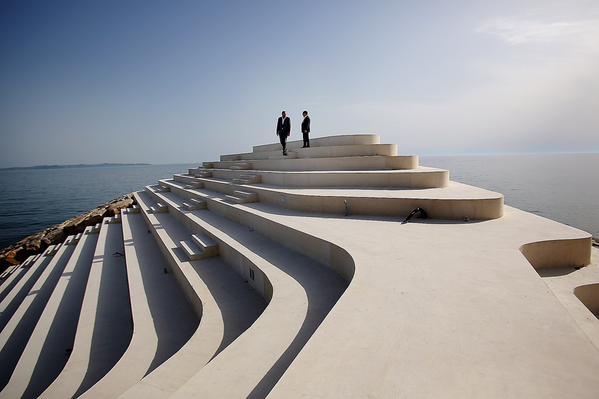 Rama pozon te “Sfinksi” me Dakon, kritika për betonin