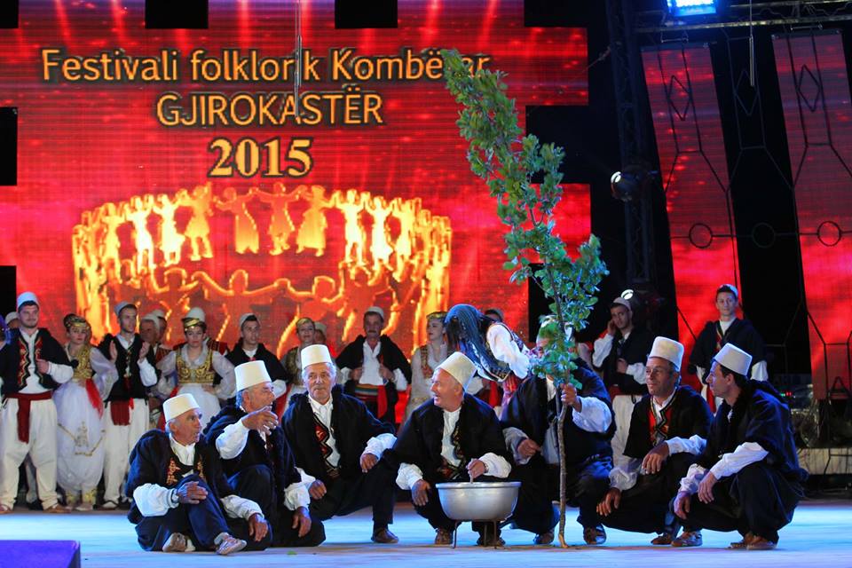 Durrësi, performancë e shkëlqyer në Festivalin e Gjirokastrës 2015