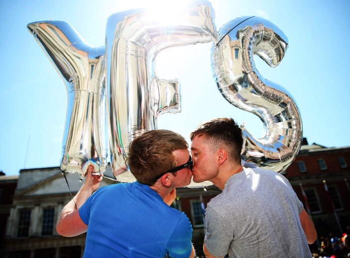Historike, Irlanda voton pro martesave gay