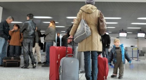 600 shqiptarë largohen vetëm në një ditë