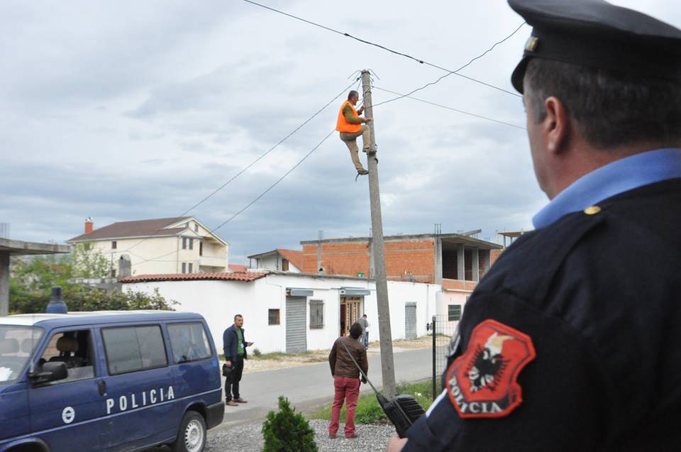 7 të arrestuar për vjedhje të energjisë elektrike