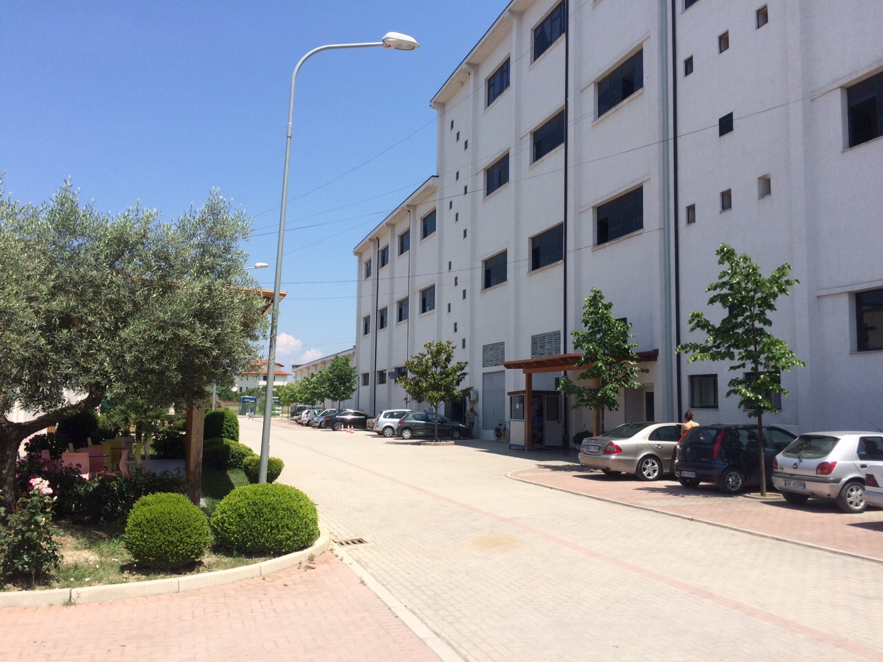 Durrës, vidhen 80 mijë € në një biznes, pranga 4 hajdutëve