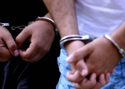 Durrës, 22-vjeçarët arrestohen në flagrancë me 90 doza kanabis